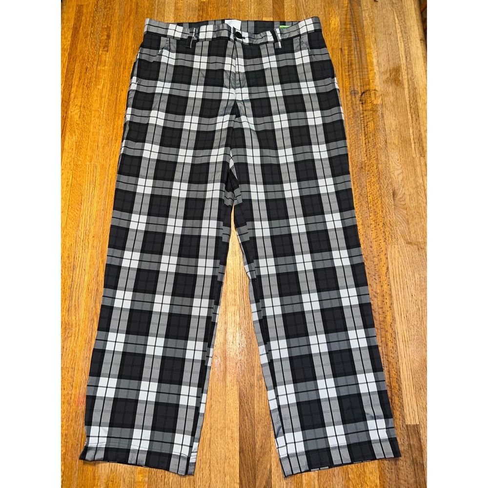 IZOD Golf Men 33x32 Black Grey Plaid Checkered Straight Leg Stretch Pants